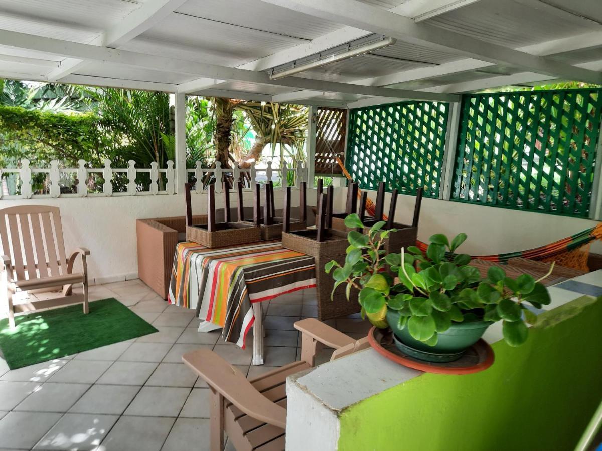 Apartament Le Jardin De Massieux Bouillante Zewnętrze zdjęcie