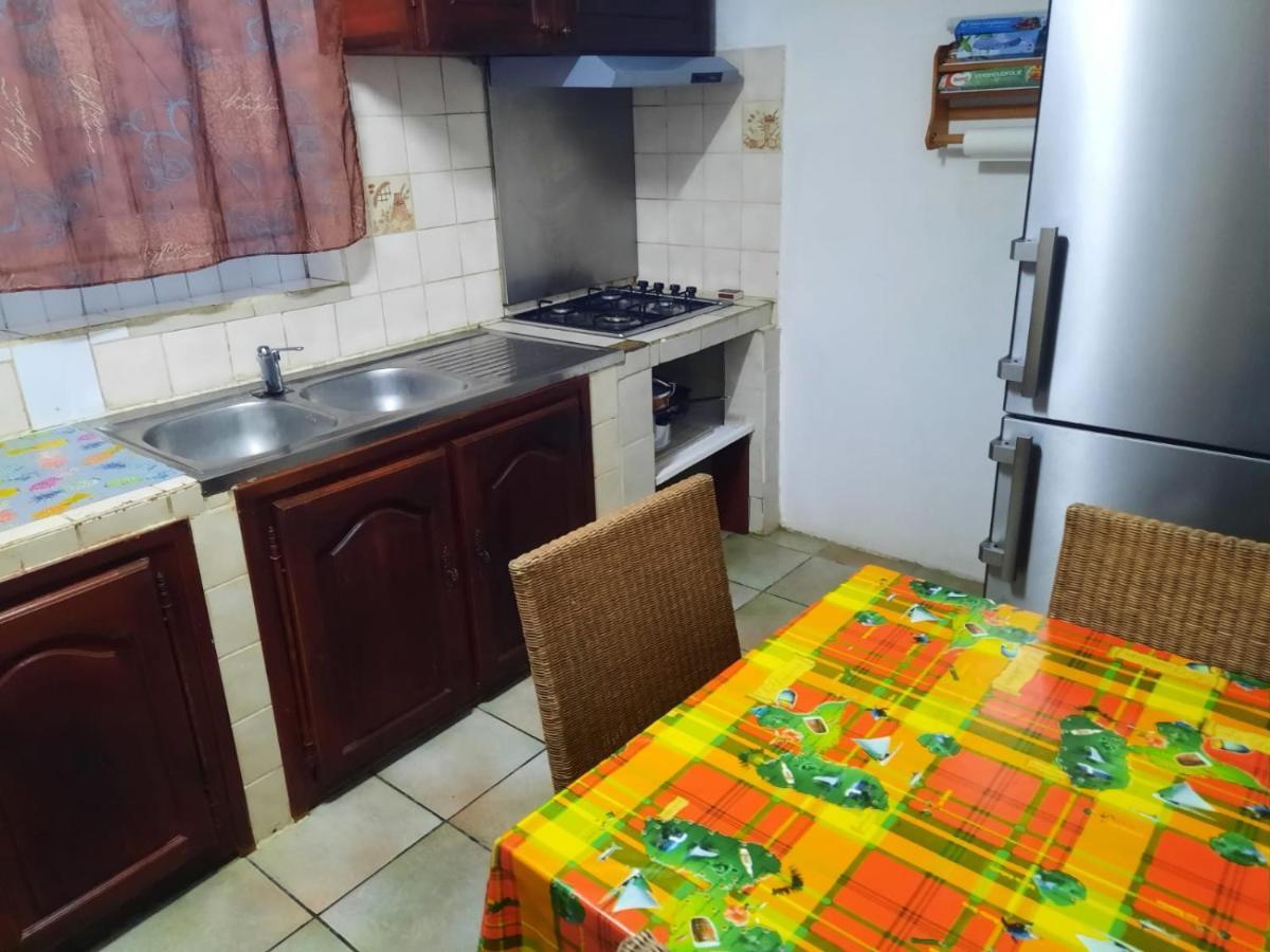 Apartament Le Jardin De Massieux Bouillante Zewnętrze zdjęcie